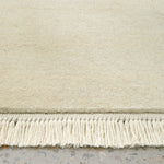 Cream / 1.6 x 2.3m