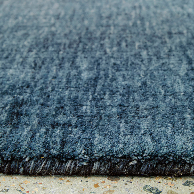 Navy / 1.6 x 2.3m