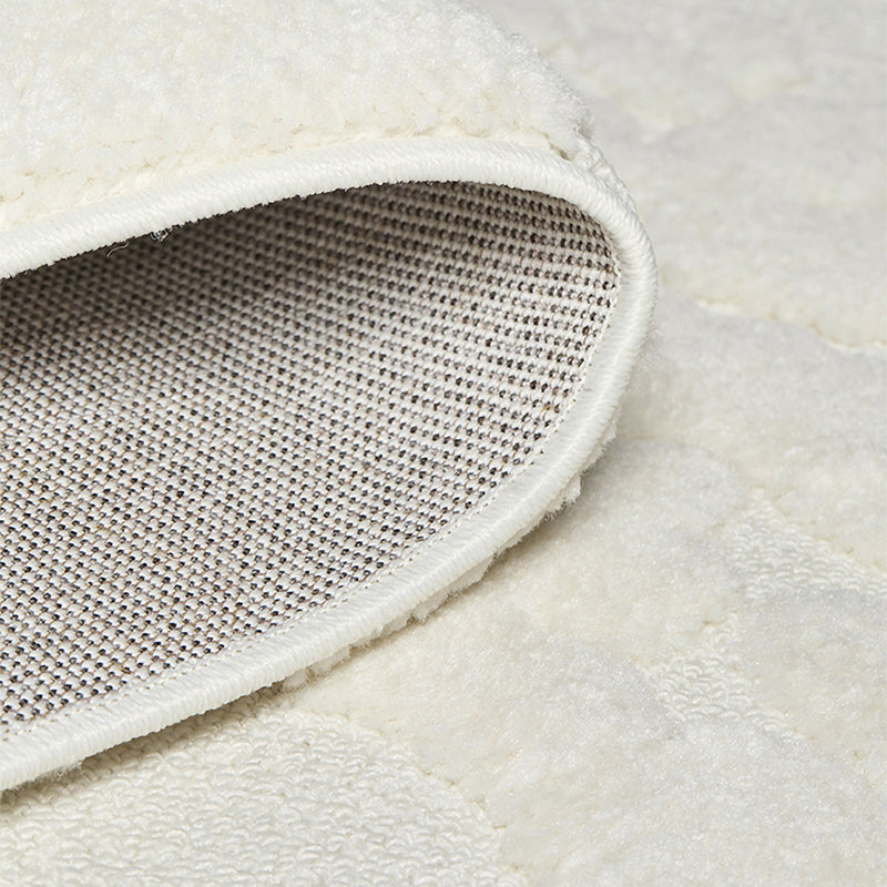 White / 2.3 x 1.6m