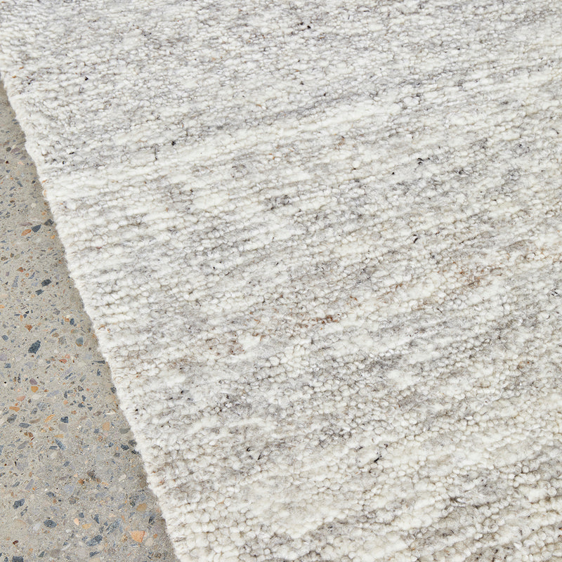 Travertine Rug (Silver)