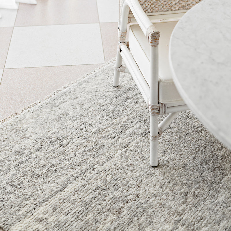 Travertine Rug (Silver)