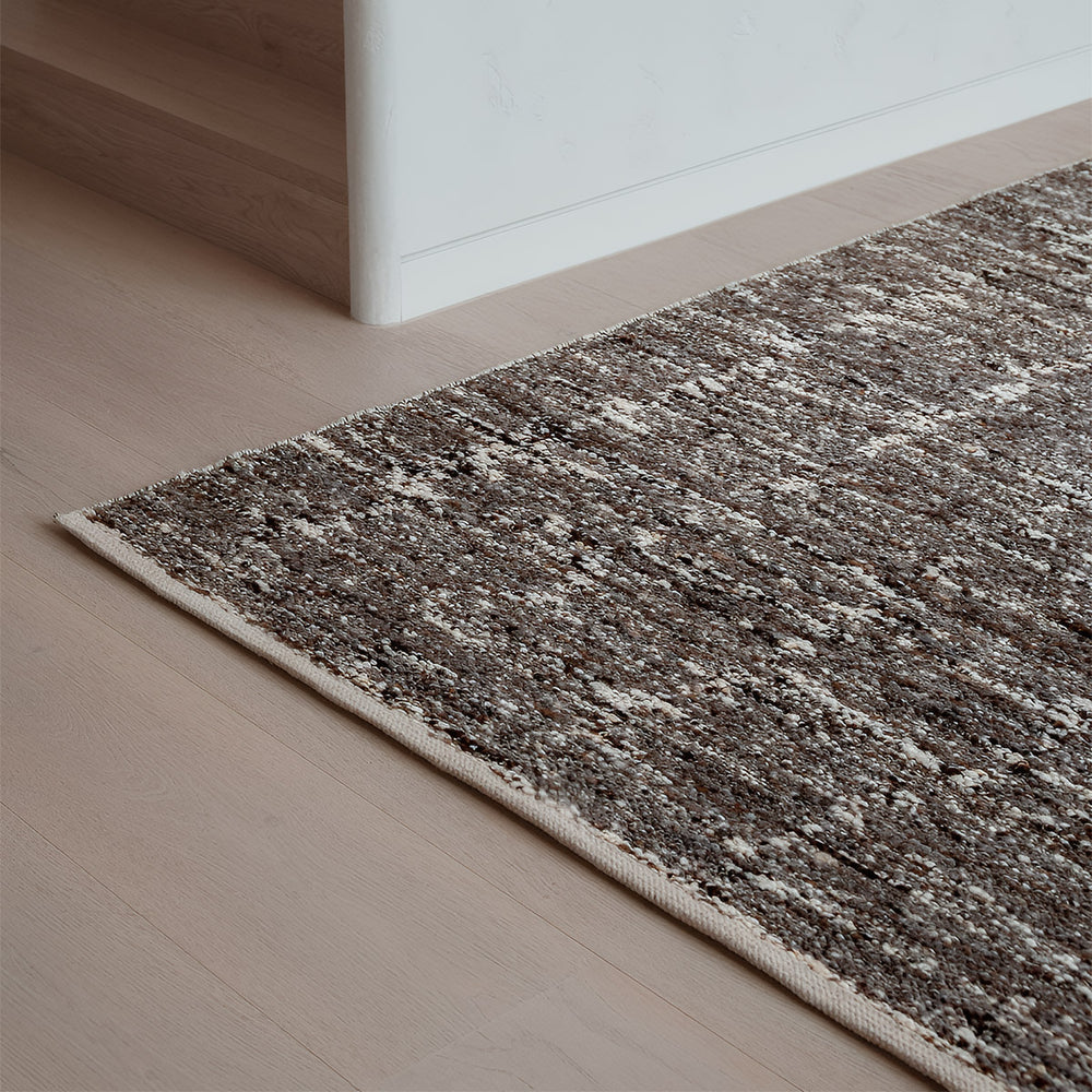 Brown / 2 x 2.9m