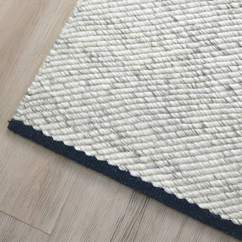 Pebble / 2 x 2.9m