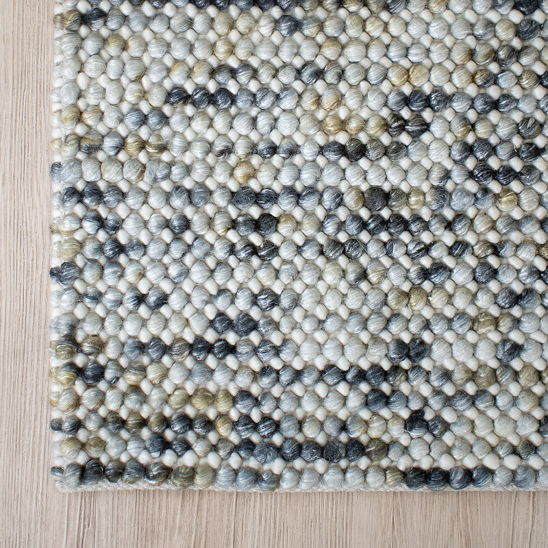 Mineral / 1.6 x 2.3m