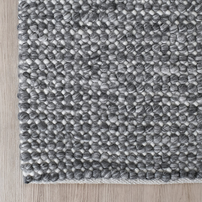 Storm / 1.6 x 2.3m