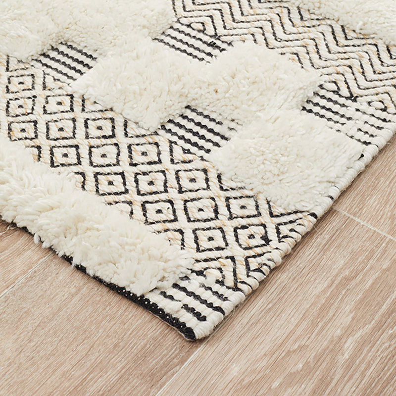 Miller 733 Rug (Ivory)