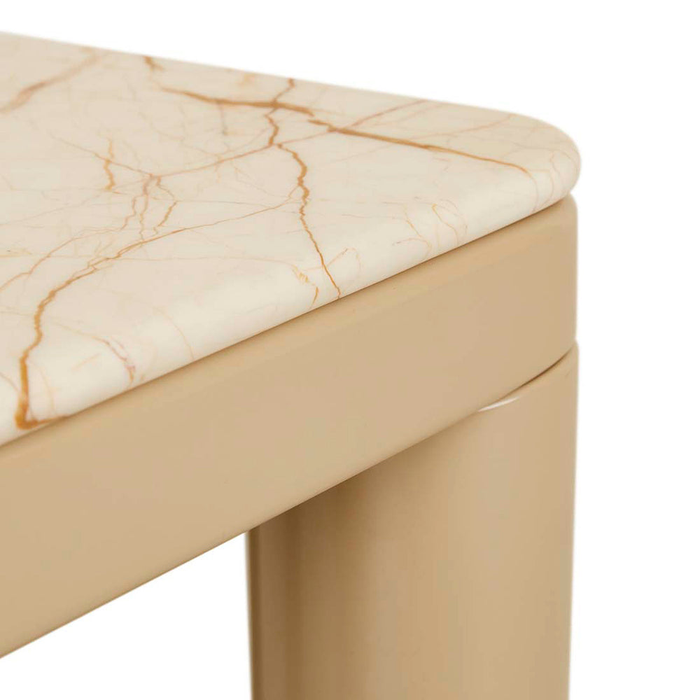 #colour_matt-brown-vein-marble-gloss-camel