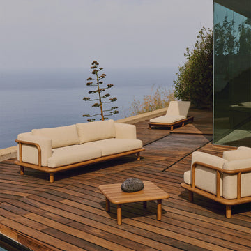 Turqueta Side Table (Teak)