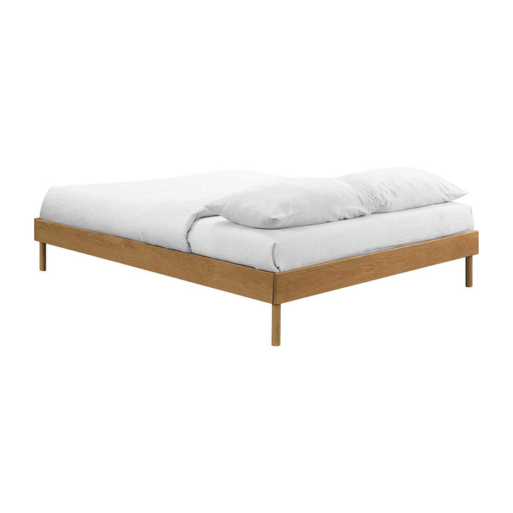 Marlo King Bed Frame (Oak)