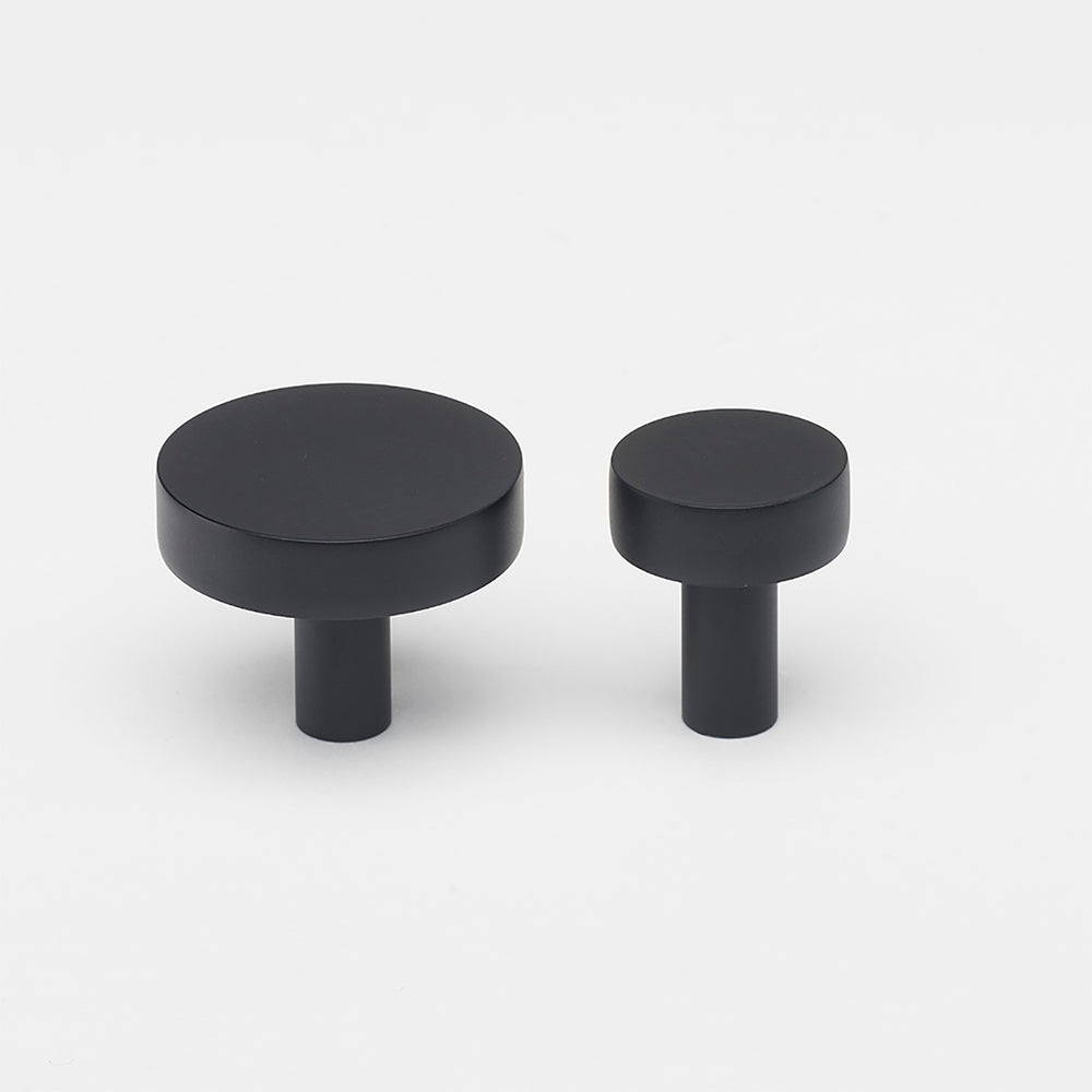 Ascot Knob