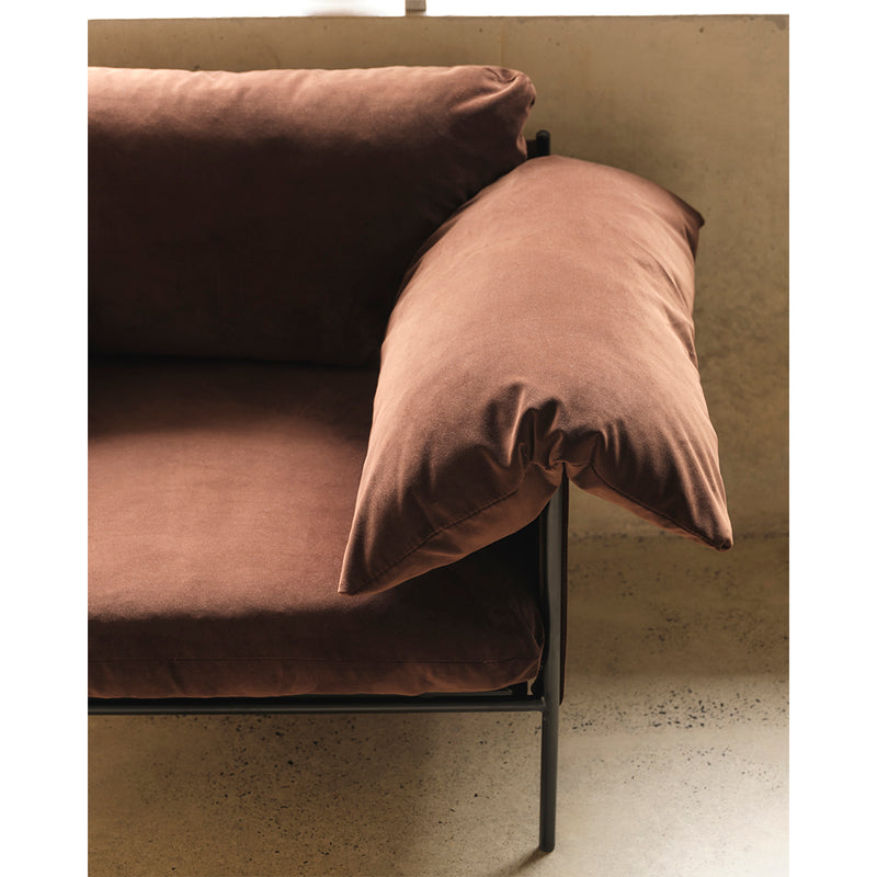 Alva Armchair (Avalon)